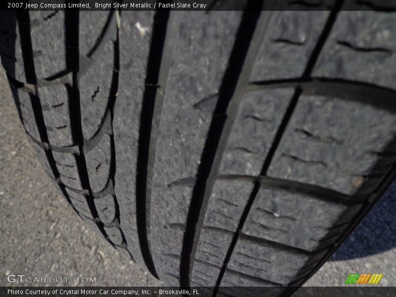 Bright Silver Metallic / Pastel Slate Gray 2007 Jeep Compass Limited