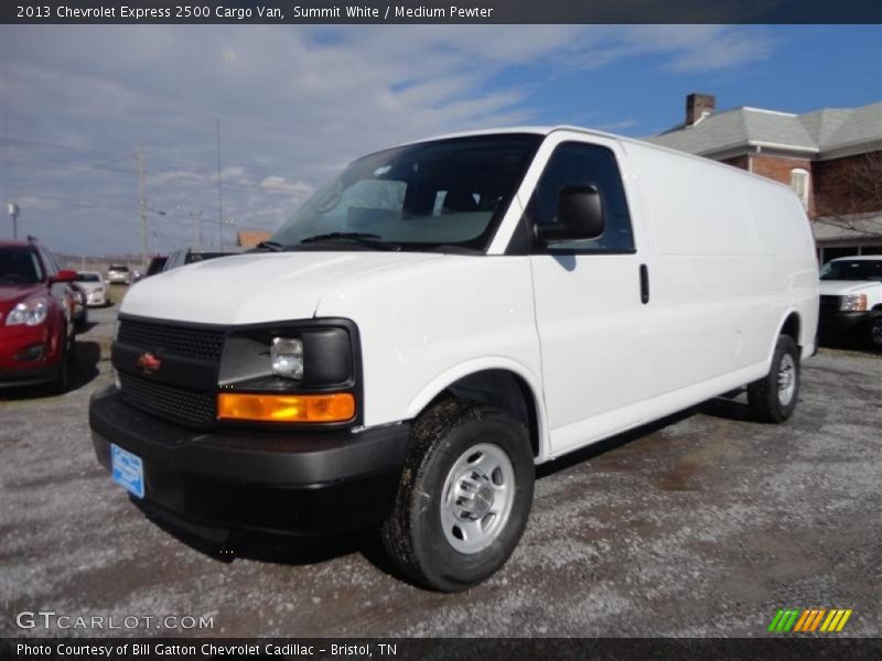 Front 3/4 View of 2013 Express 2500 Cargo Van