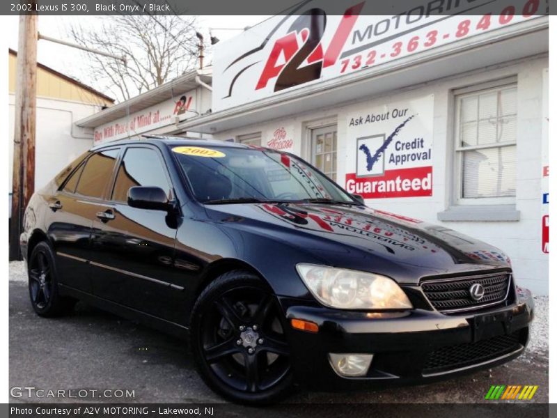 Black Onyx / Black 2002 Lexus IS 300