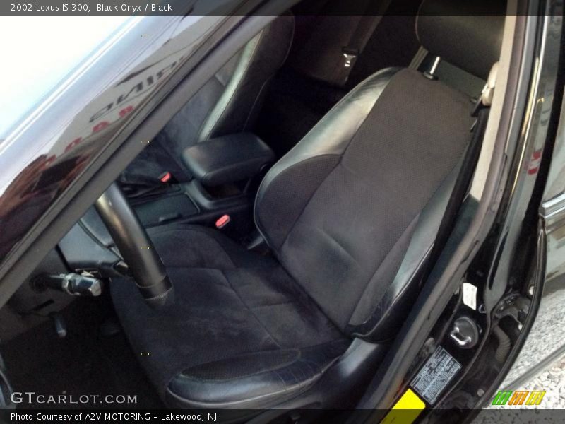 Black Onyx / Black 2002 Lexus IS 300