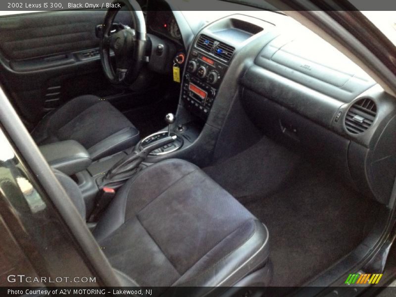 Black Onyx / Black 2002 Lexus IS 300