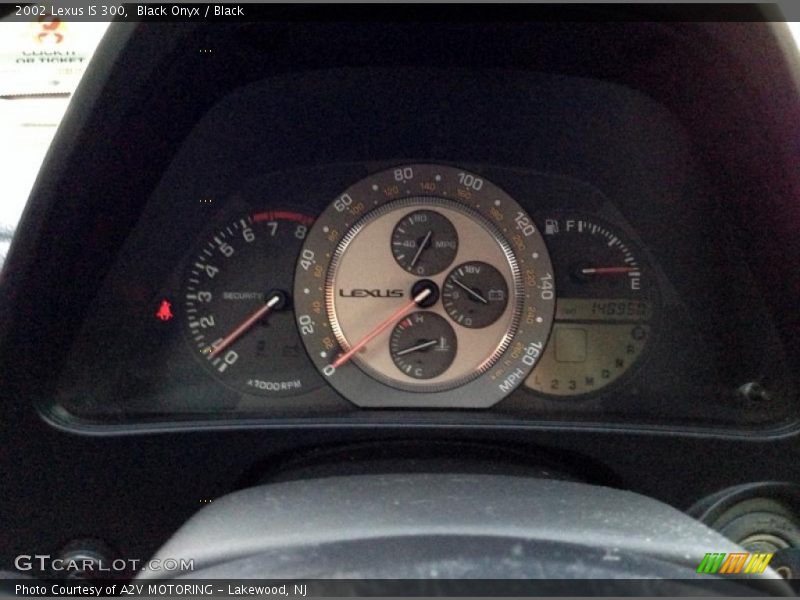 Black Onyx / Black 2002 Lexus IS 300