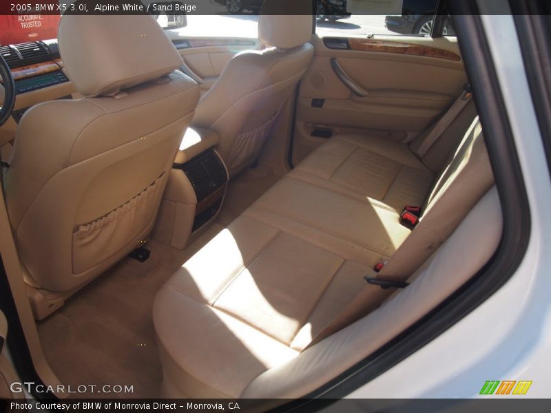 Alpine White / Sand Beige 2005 BMW X5 3.0i