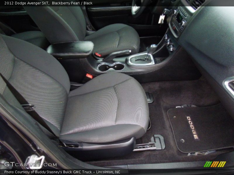 Blackberry Pearl / Black 2012 Dodge Avenger SXT