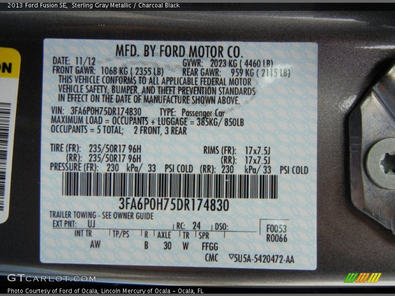 Sterling Gray Metallic / Charcoal Black 2013 Ford Fusion SE