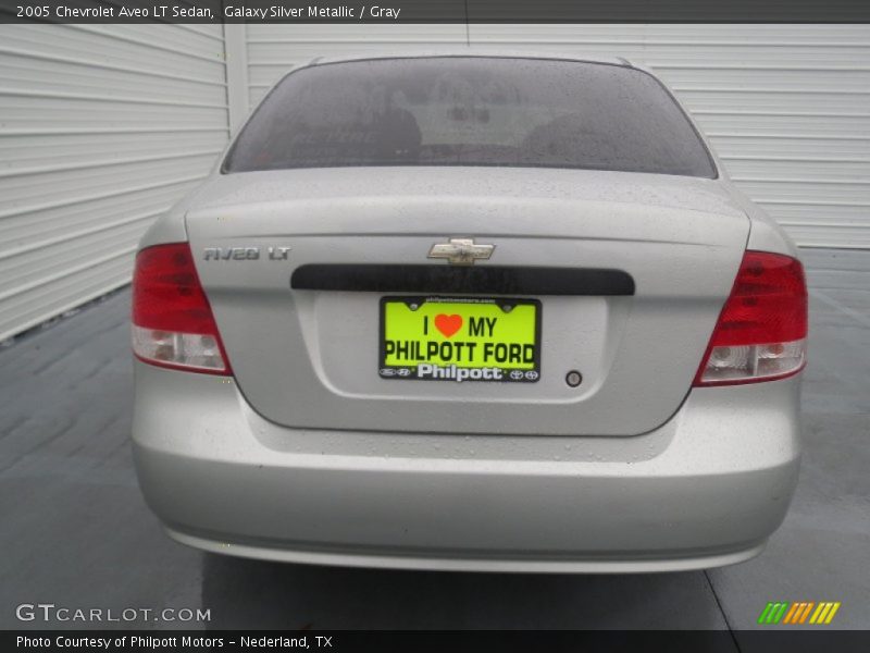 Galaxy Silver Metallic / Gray 2005 Chevrolet Aveo LT Sedan