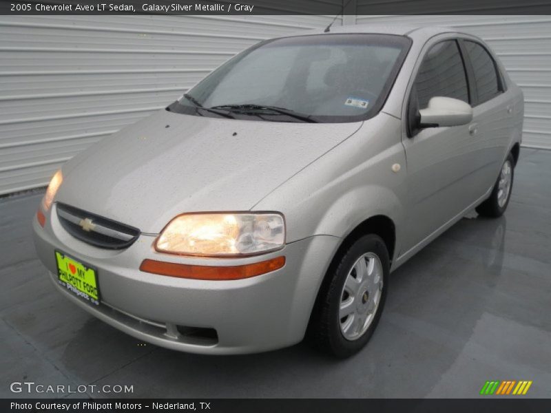 Galaxy Silver Metallic / Gray 2005 Chevrolet Aveo LT Sedan