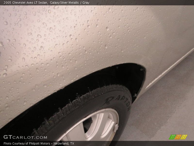 Galaxy Silver Metallic / Gray 2005 Chevrolet Aveo LT Sedan