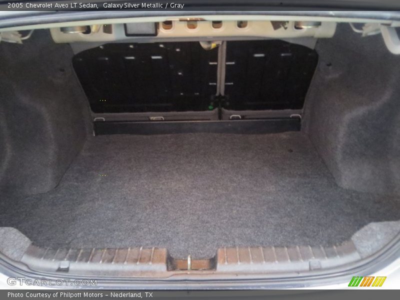 Galaxy Silver Metallic / Gray 2005 Chevrolet Aveo LT Sedan