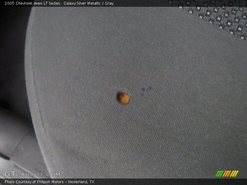 Galaxy Silver Metallic / Gray 2005 Chevrolet Aveo LT Sedan