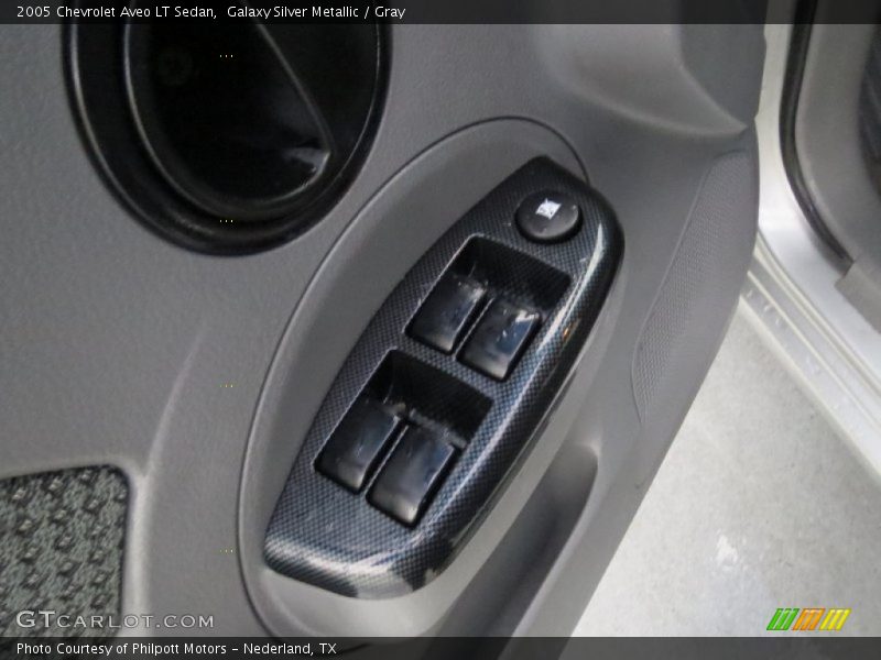 Galaxy Silver Metallic / Gray 2005 Chevrolet Aveo LT Sedan