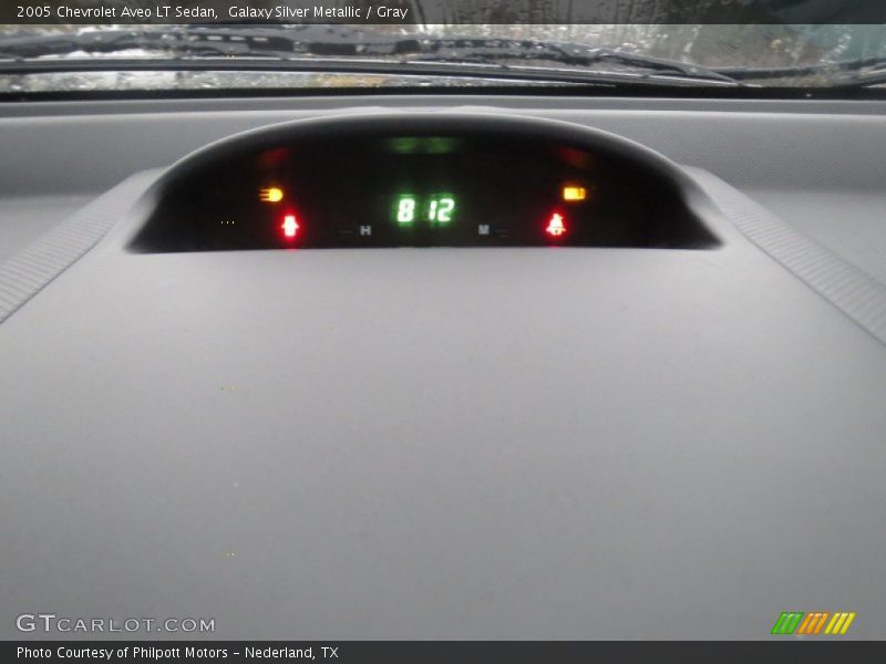 Galaxy Silver Metallic / Gray 2005 Chevrolet Aveo LT Sedan