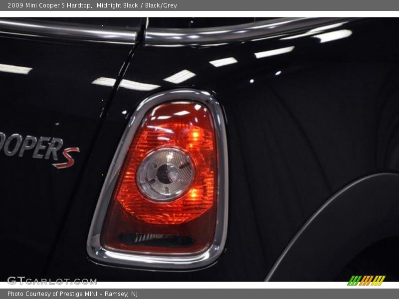Midnight Black / Black/Grey 2009 Mini Cooper S Hardtop