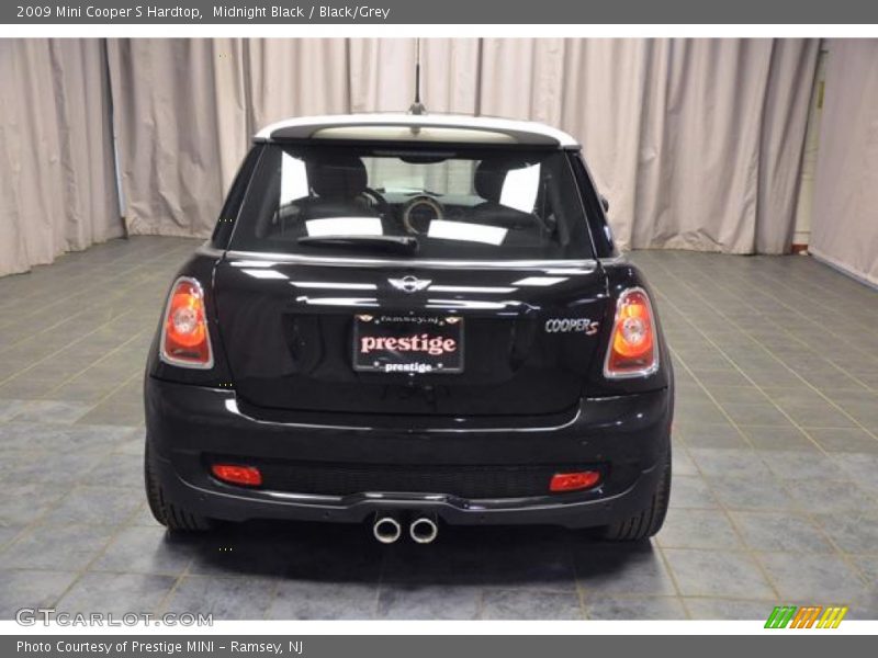 Midnight Black / Black/Grey 2009 Mini Cooper S Hardtop