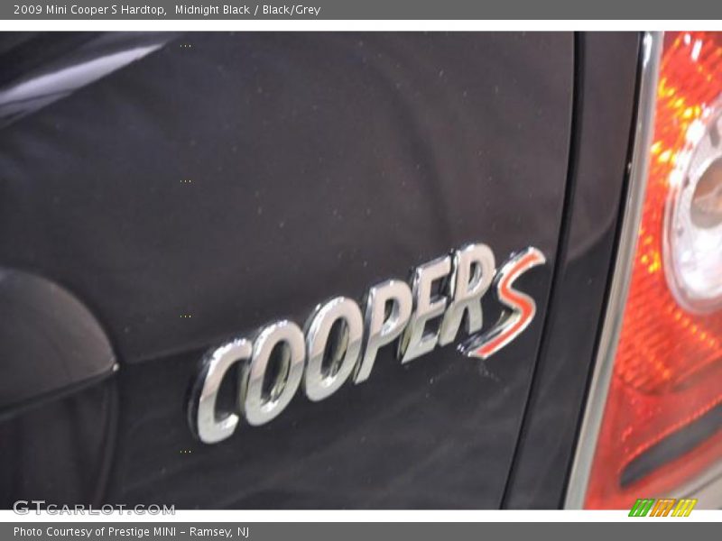 Midnight Black / Black/Grey 2009 Mini Cooper S Hardtop
