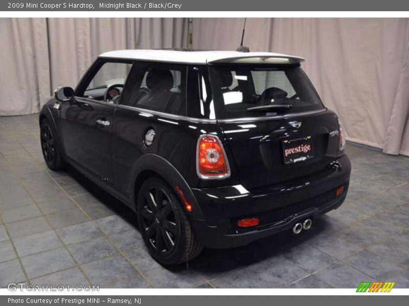 Midnight Black / Black/Grey 2009 Mini Cooper S Hardtop