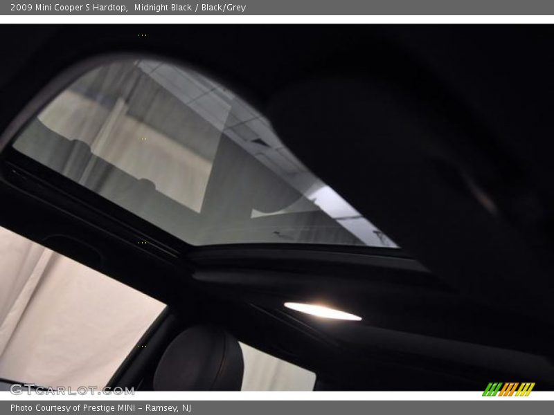 Midnight Black / Black/Grey 2009 Mini Cooper S Hardtop