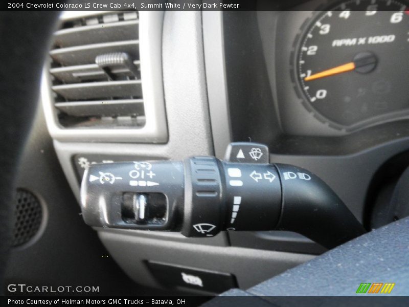 Summit White / Very Dark Pewter 2004 Chevrolet Colorado LS Crew Cab 4x4