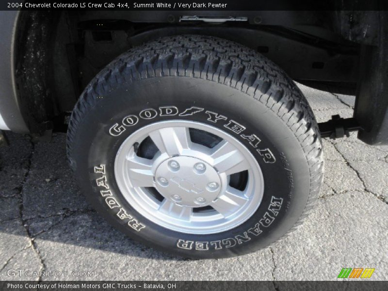 Summit White / Very Dark Pewter 2004 Chevrolet Colorado LS Crew Cab 4x4