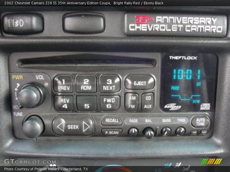 Audio System of 2002 Camaro Z28 SS 35th Anniversary Edition Coupe