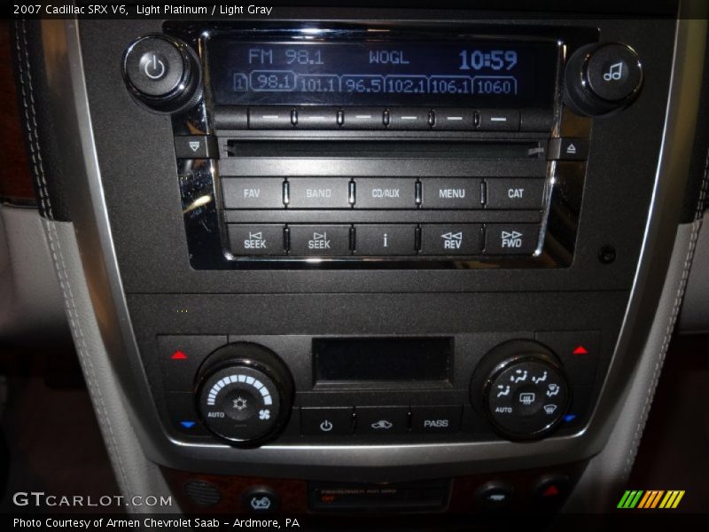 Light Platinum / Light Gray 2007 Cadillac SRX V6