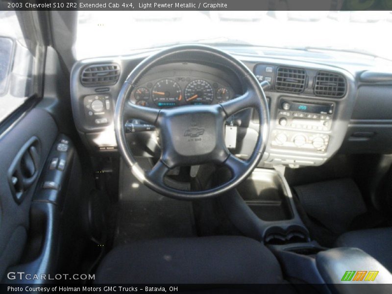 Light Pewter Metallic / Graphite 2003 Chevrolet S10 ZR2 Extended Cab 4x4