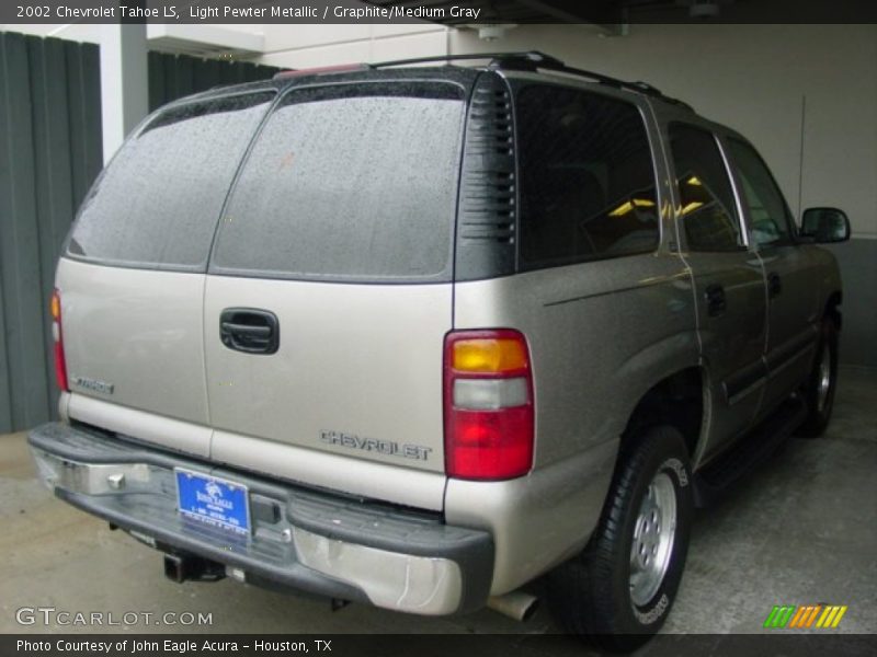 Light Pewter Metallic / Graphite/Medium Gray 2002 Chevrolet Tahoe LS