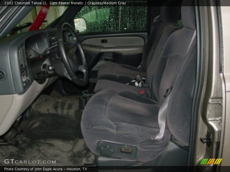 Light Pewter Metallic / Graphite/Medium Gray 2002 Chevrolet Tahoe LS