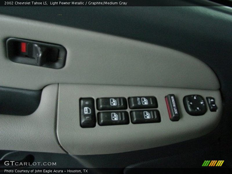 Light Pewter Metallic / Graphite/Medium Gray 2002 Chevrolet Tahoe LS