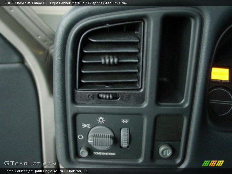 Light Pewter Metallic / Graphite/Medium Gray 2002 Chevrolet Tahoe LS