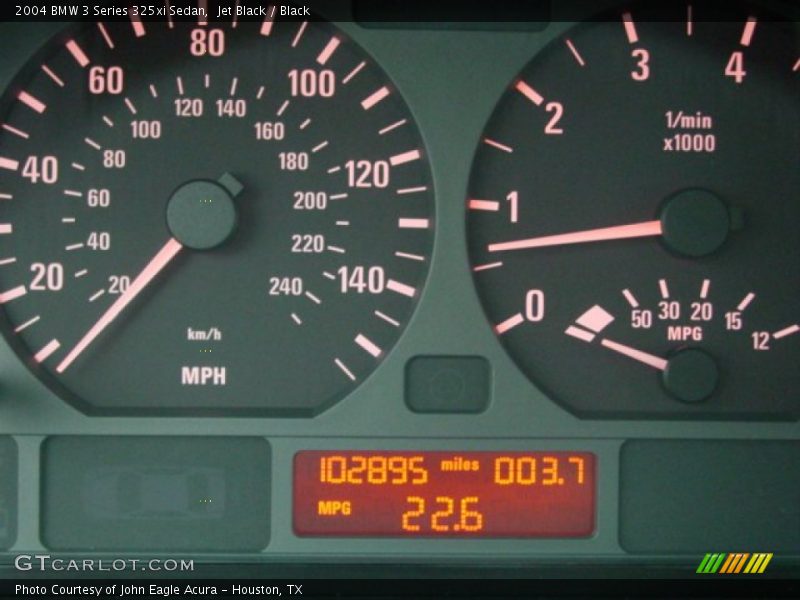 Jet Black / Black 2004 BMW 3 Series 325xi Sedan