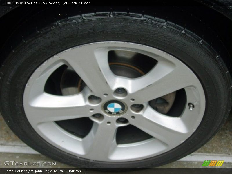 Jet Black / Black 2004 BMW 3 Series 325xi Sedan