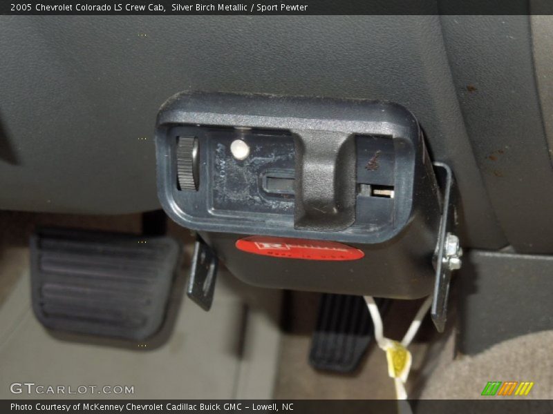 Silver Birch Metallic / Sport Pewter 2005 Chevrolet Colorado LS Crew Cab
