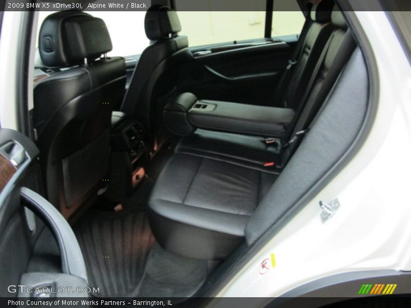 Alpine White / Black 2009 BMW X5 xDrive30i