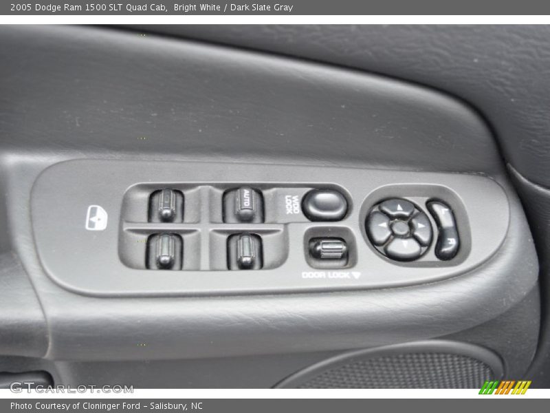 Bright White / Dark Slate Gray 2005 Dodge Ram 1500 SLT Quad Cab