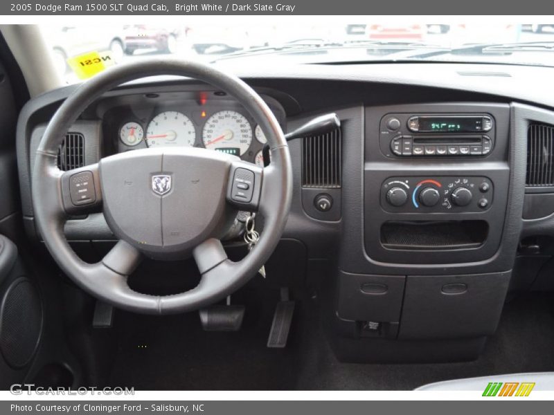 Bright White / Dark Slate Gray 2005 Dodge Ram 1500 SLT Quad Cab