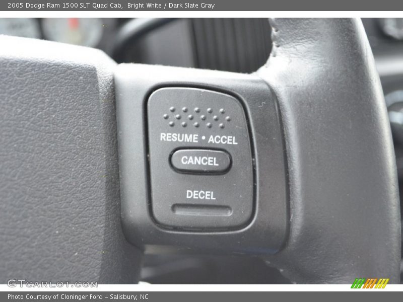 Bright White / Dark Slate Gray 2005 Dodge Ram 1500 SLT Quad Cab