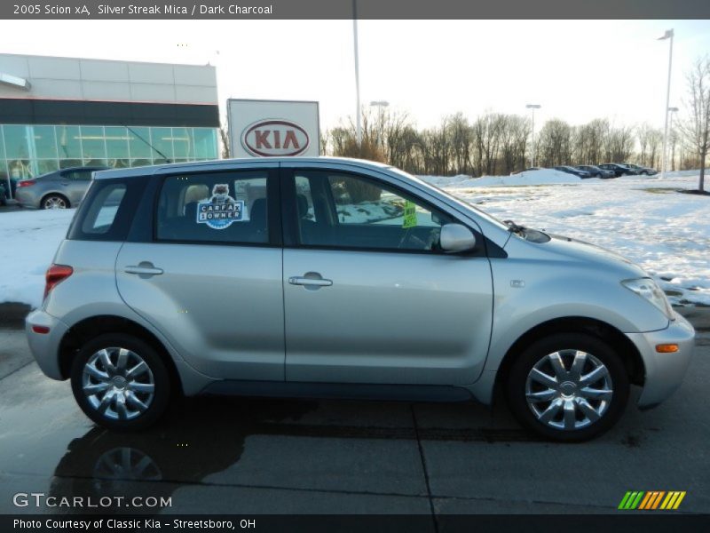 Silver Streak Mica / Dark Charcoal 2005 Scion xA