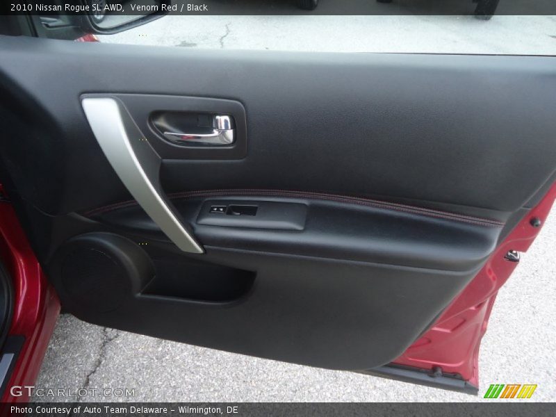 Venom Red / Black 2010 Nissan Rogue SL AWD