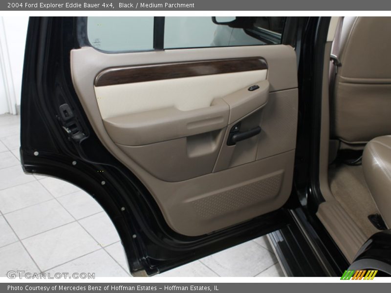 Black / Medium Parchment 2004 Ford Explorer Eddie Bauer 4x4