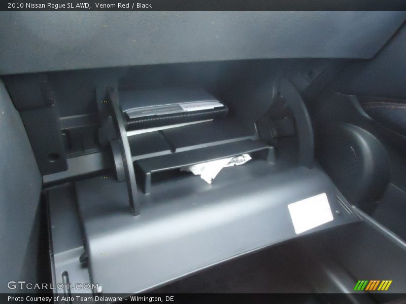 Venom Red / Black 2010 Nissan Rogue SL AWD