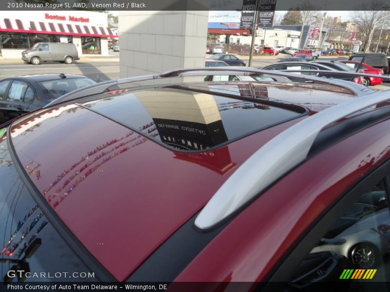 Venom Red / Black 2010 Nissan Rogue SL AWD