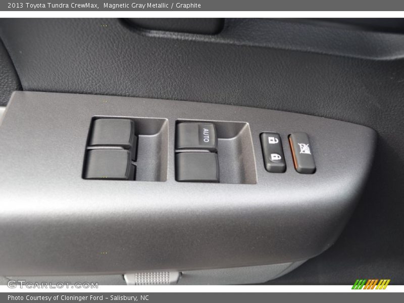 Magnetic Gray Metallic / Graphite 2013 Toyota Tundra CrewMax