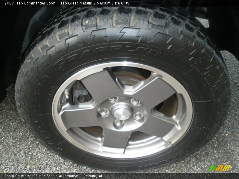 Jeep Green Metallic / Medium Slate Gray 2007 Jeep Commander Sport