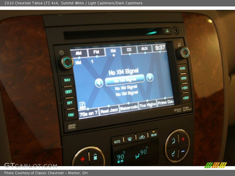 Summit White / Light Cashmere/Dark Cashmere 2010 Chevrolet Tahoe LTZ 4x4