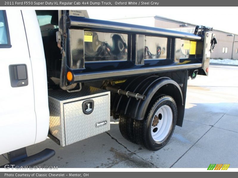 Oxford White / Steel Grey 2011 Ford F550 Super Duty XL Regular Cab 4x4 Dump Truck