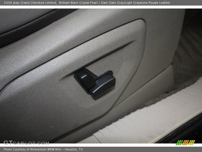 Brilliant Black Crystal Pearl / Dark Slate Gray/Light Graystone Royale Leather 2009 Jeep Grand Cherokee Limited