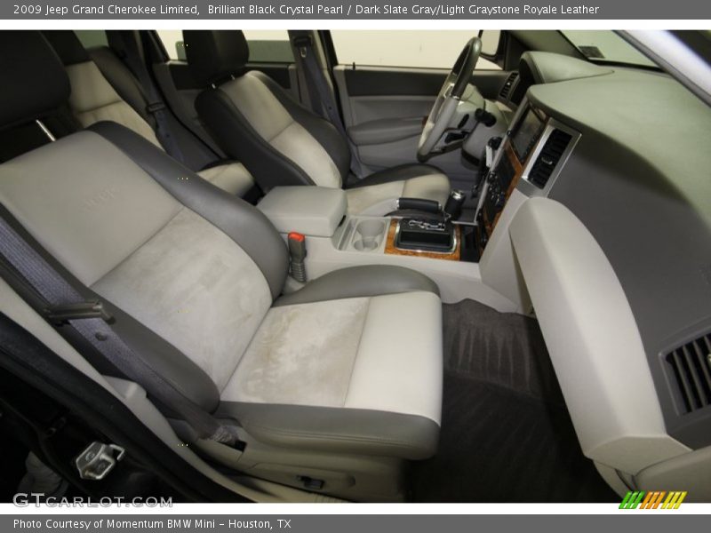 Front Seat of 2009 Grand Cherokee Limited