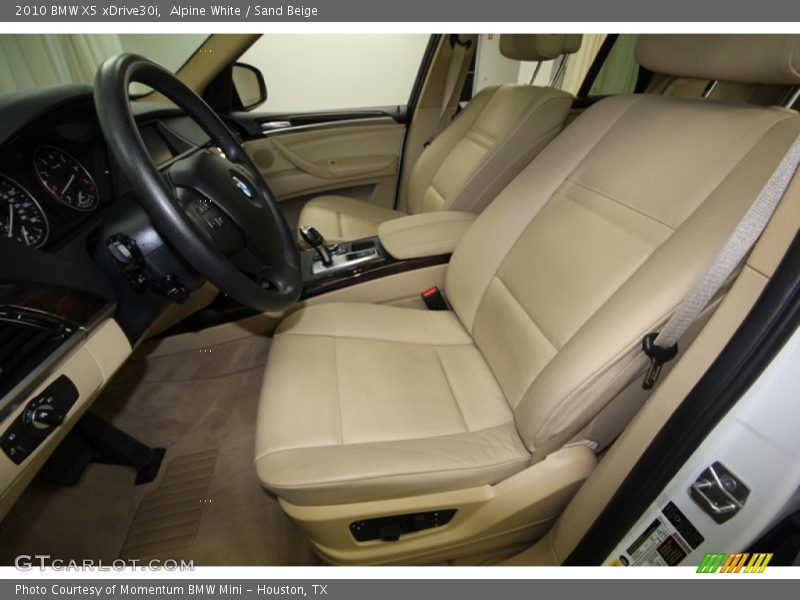 Alpine White / Sand Beige 2010 BMW X5 xDrive30i