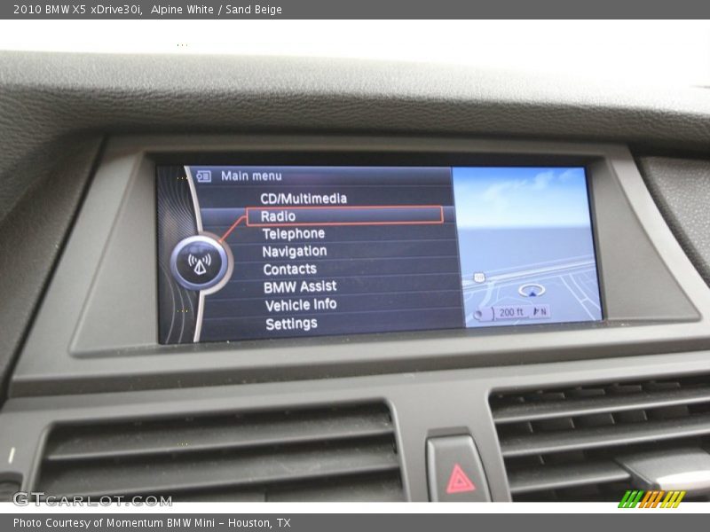 Alpine White / Sand Beige 2010 BMW X5 xDrive30i
